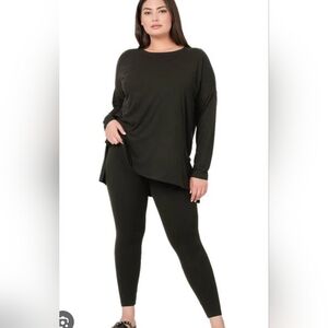 Zenana XL Set Black Long Sleeve Top and Leggings Set EUC PTP 27 Waist 18